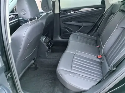 Volkswagen Passat 2023, 55599 км, за 103000 CNY - фото 12