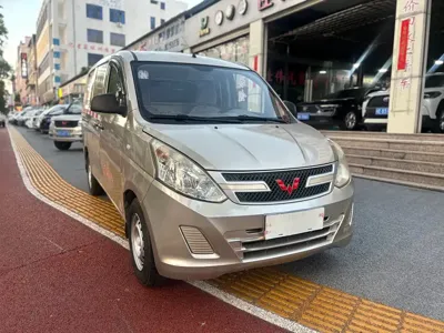 Wuling Rongguang V 2018, 110000 км, за 16800 CNY