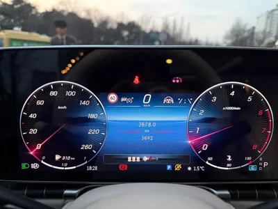 Mercedes-Benz S-Class 2025, 4500 км, за 329400000 KRW - фото 8