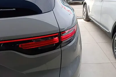 Porsche Cayenne E-Hybrid 2023, 50000 км, за 499474.38 CNY - фото 7
