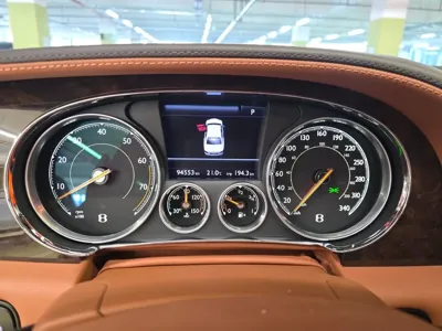 Bentley Flying Spur 2018, 96000 км, за 47900000 KRW - фото 7