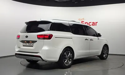 Kia Canival 2017, 196161 км, за 8900000 KRW