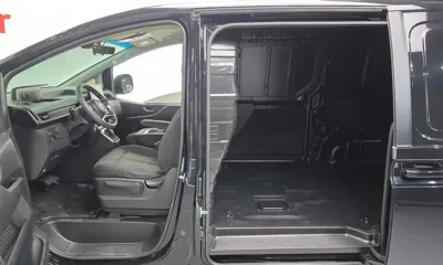 Hyundai Staria 2022, 134660 км, за 16600000 KRW - фото 28