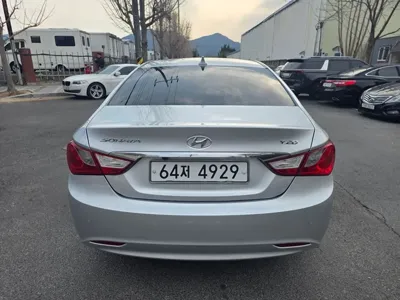 Hyundai Sonata 2010, 183303 км, за 3500000 KRW - фото 8