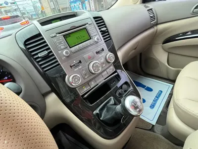 Kia Canival 2014, 134857 км, за 3800000 KRW - фото 9