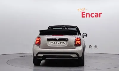 MINI Cooper Convertible 2024, 56724 км, за 26500000 KRW
