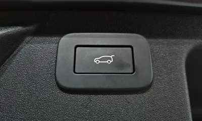Land Rover Discovery Sport 2025, 13180 км, за 43990000 KRW - фото 18
