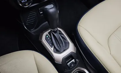 Jeep Renegade 2016, 69006 км, за 9400000 KRW - фото 9