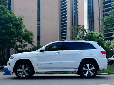 Jeep Grand Cherokee (Import) 2016, 130000 км, за 79800 CNY