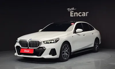 BMW 5-Series · 2025 год