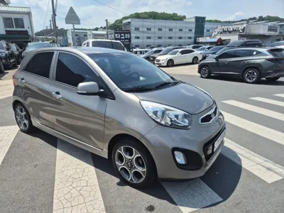 Kia Morning 2015, 104329 км, за 4900000 KRW