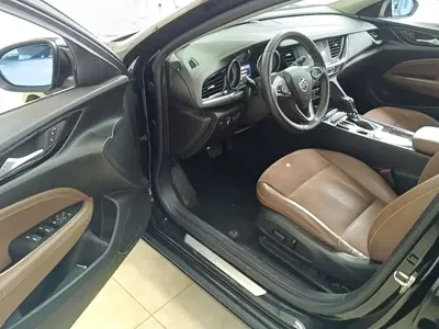 Buick Regal 2019, 80600 км, за 51300 CNY - фото 16