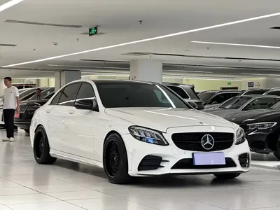 Mercedes-Benz C-Class 2021, 100000 км, за 107000 CNY