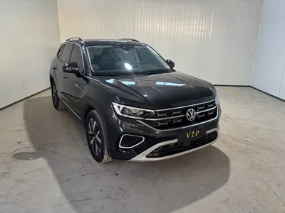 Volkswagen Tayron 2023, 30000 км, за 182800 CNY