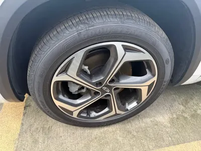Geely Xingyue L 2023, 26000 км, за 76600 CNY - фото 4