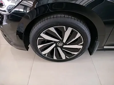Volkswagen Passat 2022, 59000 км, за 107200 CNY - фото 23