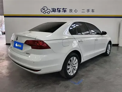 Volkswagen Bora 2019, 65300 км, за 37200 CNY