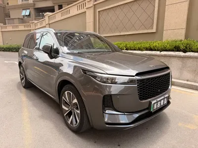 Li Auto Li ONE 2022, 80000 км, за 124000 CNY