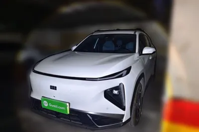 Geely Galaxy L7 · 2025 год