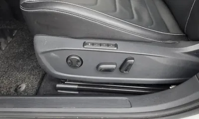 Volkswagen Jetta 2023, 24031 км, за 24000000 KRW - фото 31