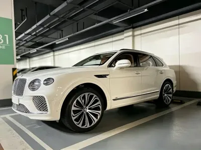 Bentley Bentayga · 2021 год