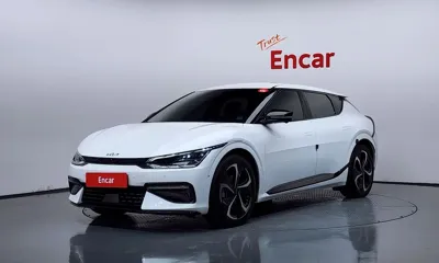 Kia EV6 · 2023 год