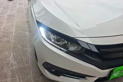 Honda Civic 2016, 55300 км, за 45532.8 CNY - фото 8