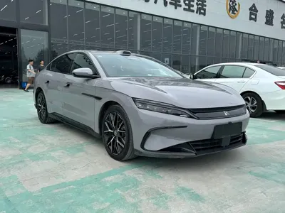 BYD Han 2025, 25000 км, за 118800 CNY