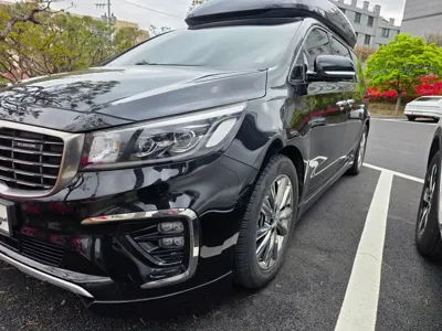 Kia Canival · 2019 год