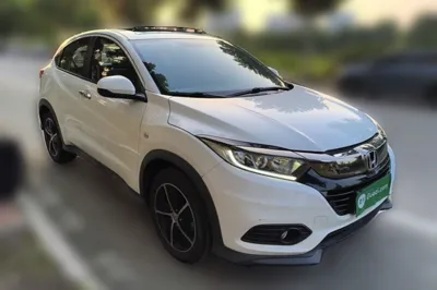 Honda Vezel 2020, 41600 км, за 56762.01 CNY
