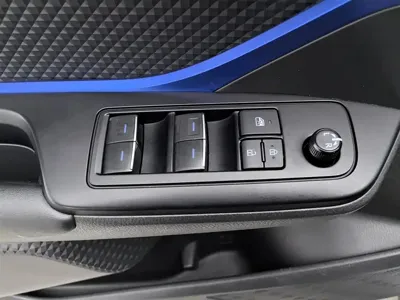 Toyota C-HR 2022, 43800 км, за 66900 CNY - фото 9
