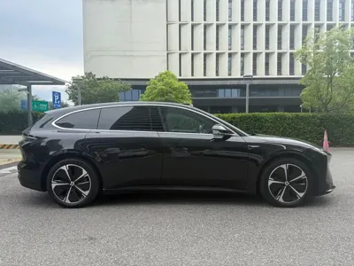Nio ET5T 2025, 15000 км, за 170000 CNY