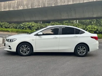 Chevrolet Cavalier 2017, 32000 км, за 25800 CNY - фото 5