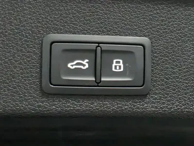 Audi Q3 2022, 25974 км, за 56900000 KRW - фото 20