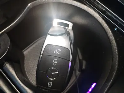 Mercedes-Benz GLB 2023, 24900 км, за 153200 CNY - фото 9