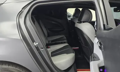 Hyundai Veloster 2018, 144349 км, за 9900000 KRW - фото 12