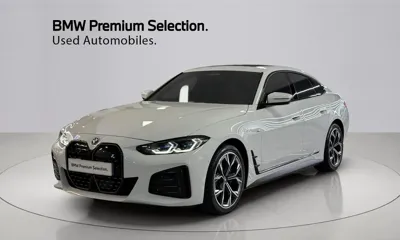 BMW i4 · 2024 год