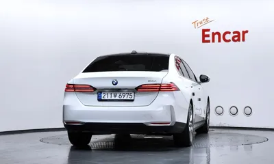 BMW 5-Series 2024, 20453 км, за 52500000 KRW