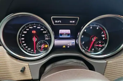 Mercedes-Benz GLE 2018, 37300 км, за 215695.79 CNY - фото 11