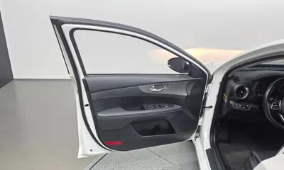 Kia K3 2020, 29303 км, за 99990000 KRW - фото 24