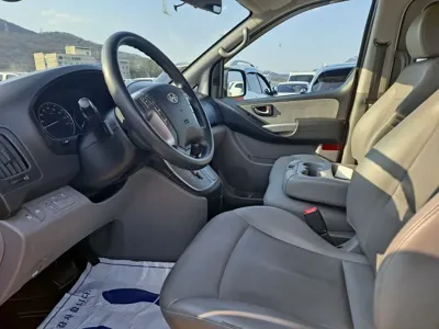 Hyundai Starex 2016, 54000 км, за 11300000 KRW - фото 16