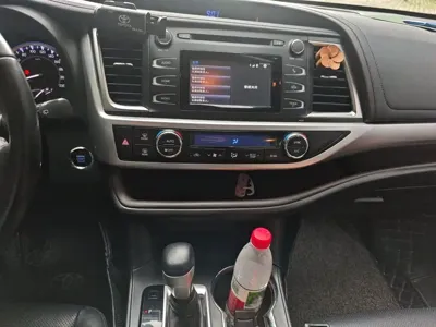 Toyota Highlander 2017, 144800 км, за 72400 CNY - фото 9