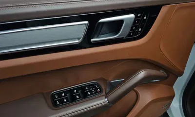 Porsche Cayenne 2020, 74006 км, за 78800000 KRW - фото 36