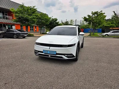Hyundai Ioniq5 · 2023 год