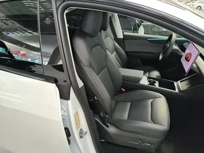 Tesla Model Y 2025, 28300 км, за 223800 CNY - фото 25
