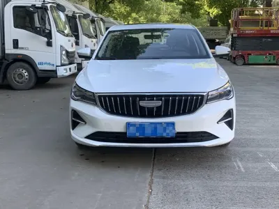 Geely Emgrand 2025, 8000 км, за 36000 CNY