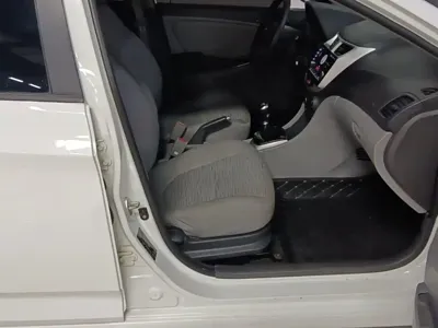 Hyundai Verna 2015, 75500 км, за 14400 CNY - фото 25