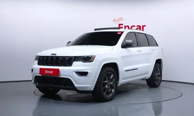 Jeep Cherokee · 2021 год