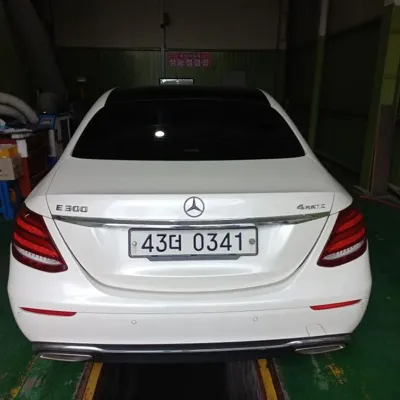 Mercedes-Benz E-Class 2017, 154895 км, за 18890000 KRW