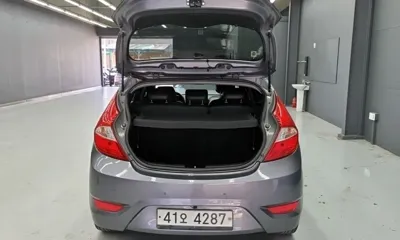 Hyundai Accent 2015, 102739 км, за 4900000 KRW - фото 12